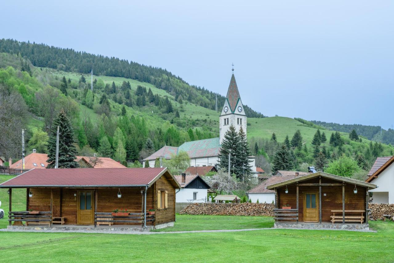 Biotour Camping & Restaurant Ghimeş-Făget Exteriér fotografie