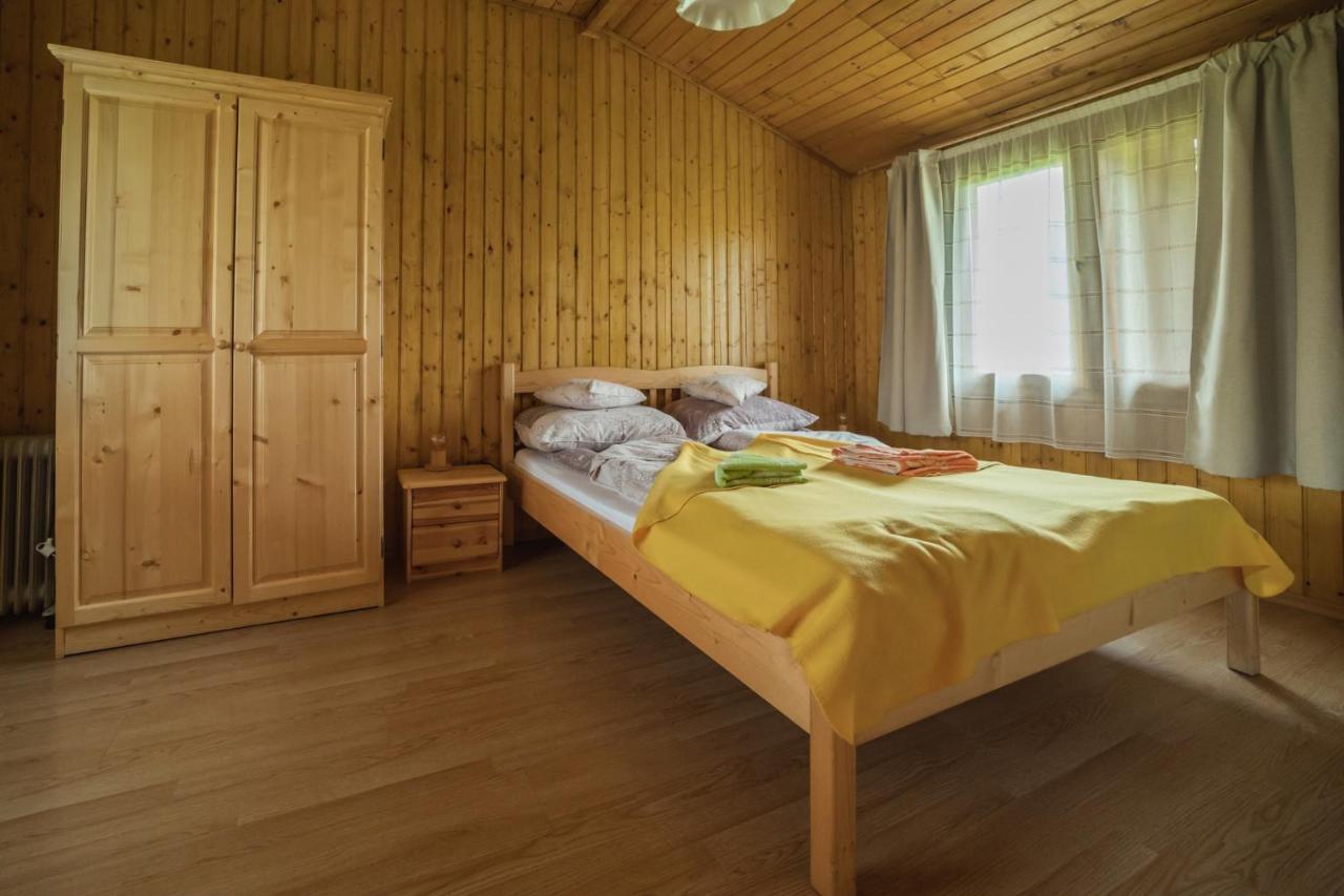 Biotour Camping & Restaurant Ghimeş-Făget Exteriér fotografie