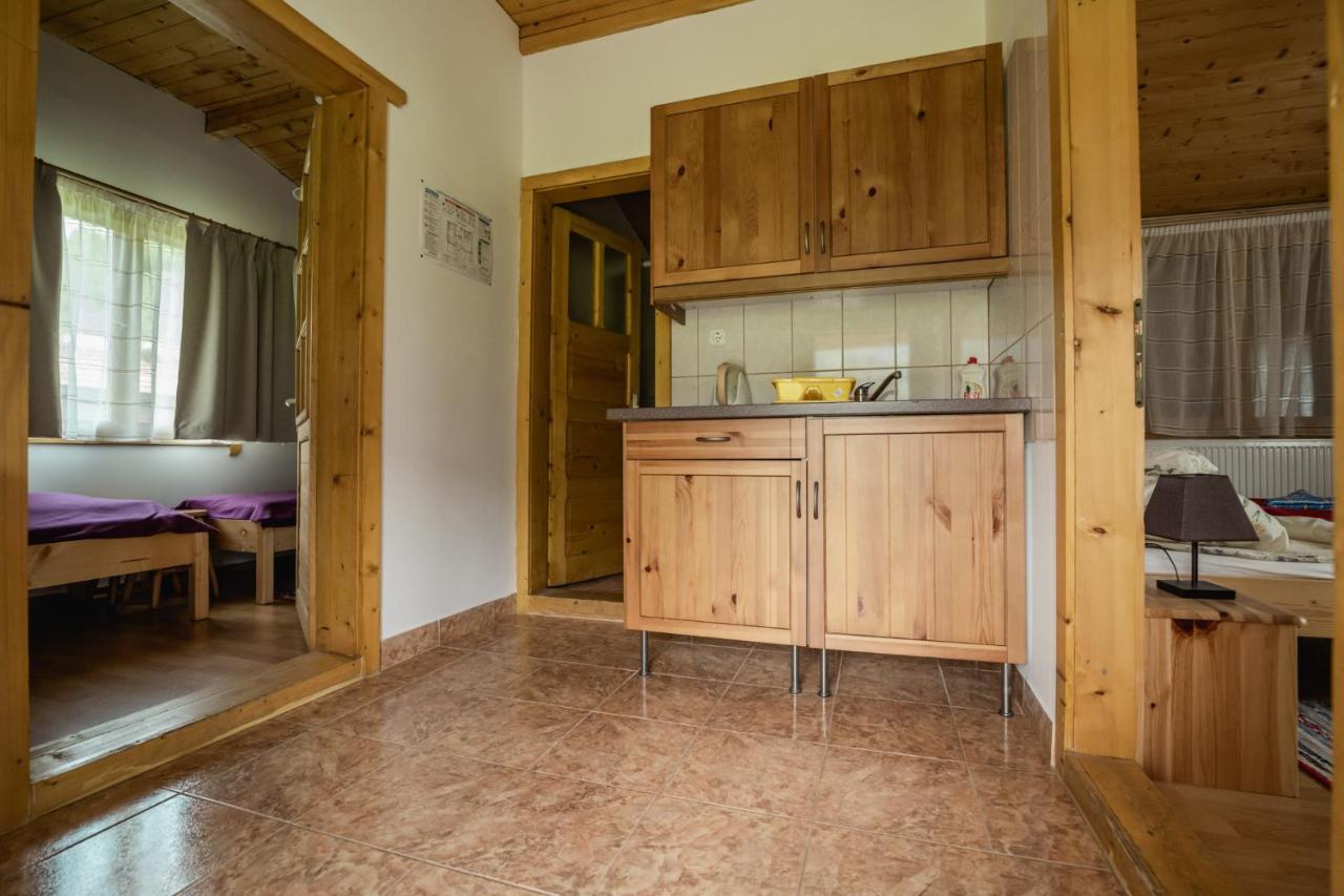 Biotour Camping & Restaurant Ghimeş-Făget Exteriér fotografie
