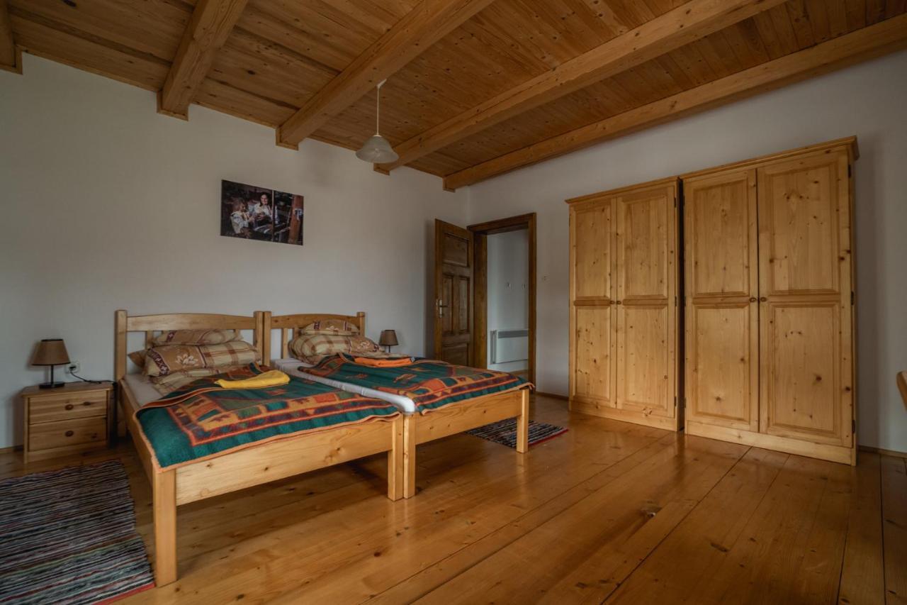 Biotour Camping & Restaurant Ghimeş-Făget Exteriér fotografie