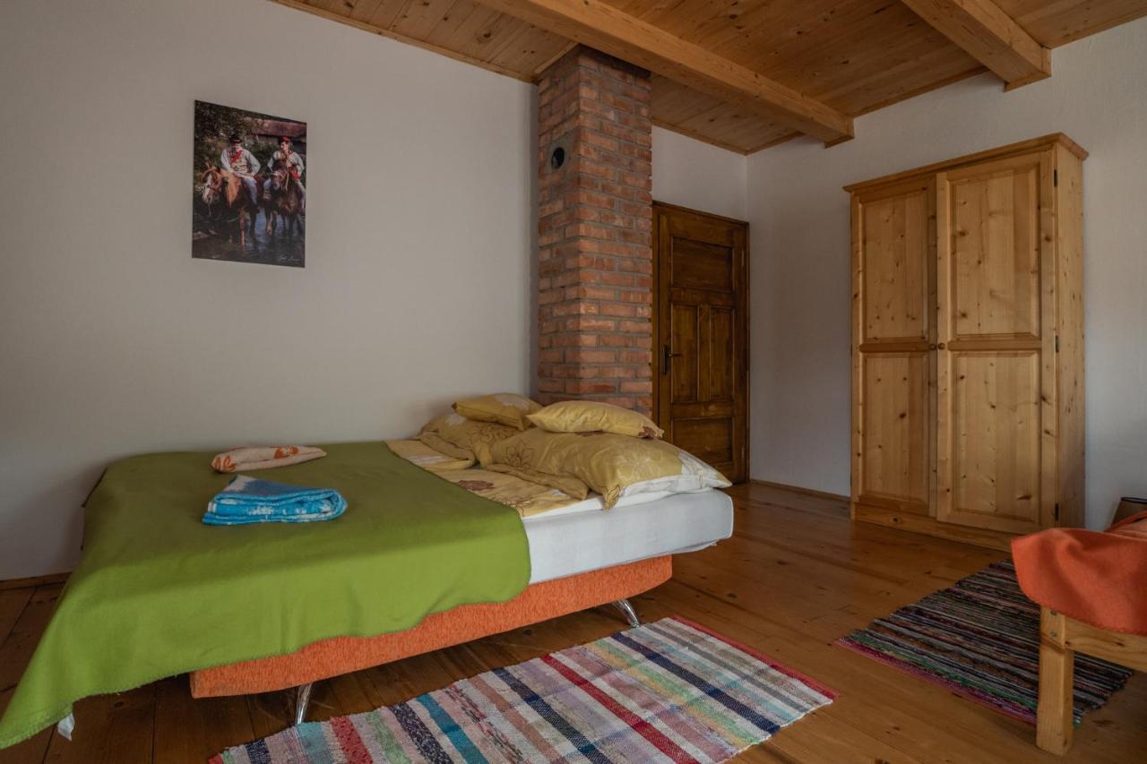 Biotour Camping & Restaurant Ghimeş-Făget Exteriér fotografie