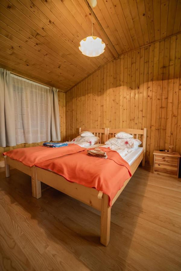 Biotour Camping & Restaurant Ghimeş-Făget Exteriér fotografie